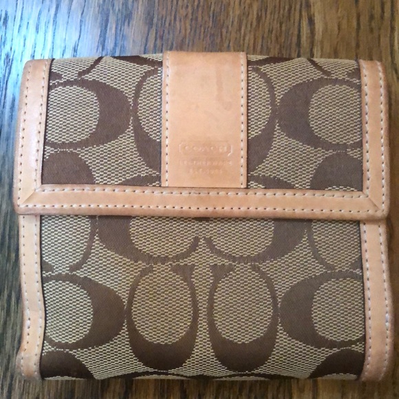 COACH signature wallet - Picture 1 of 3